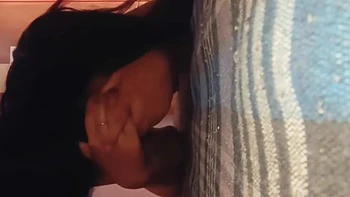 Indienne fiancée baisée fort par son amant