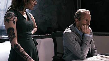 Brune suce et chevauche malgré son passé