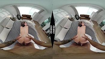 Всегда ставь на блондинку-тинейджерку порнозвезду