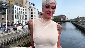 Milf française Alrox adore le plan à trois