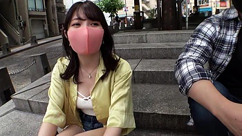 Bonita amateur japonesa pillada y follada