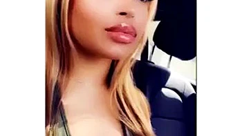 Amateur Anal mit asiatischer und schwarzer Frau