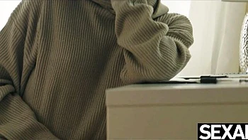 Francis X e Christy White chupam peitos e montam o pau