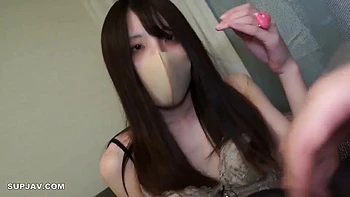 Азиатская ангелочка-сисечка соблазняет в любительском кастинге