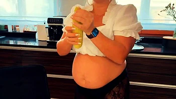 Princesa Diana lame el culo del chef como aperitivo