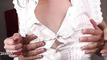 Milf japonaise chaude baisée sans censure