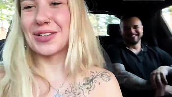 Fiesta de cumple, follada dura al aire libre con teens tetonas