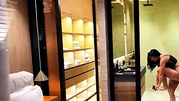 Mon beau-frère arrive, je le chevauche sauvagement