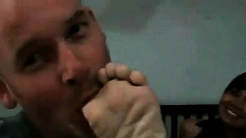 Острые тайские ноги крупным планом для азиатского фетиша