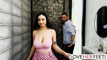 Hailey y Hailey follan y lamen pies calientes