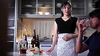 Big Tits Pornstar Gives Titjob During Fuck