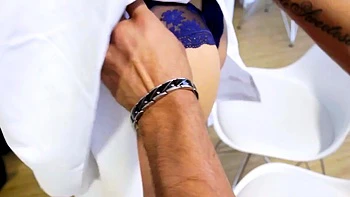 La pecadora Haley Reed disfruta del follar duro a escondidas