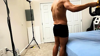 Suzanne fickt hart im Dreier mit Rebel und Ehemann