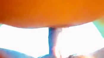 Caliente bhabhi desi gime fuerte y recibe creampie