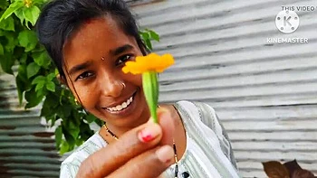 Indian Bhabhi Big Boobs Sucking - Desi Aunty Outdoor Sex with Young Boy Hindi Movie