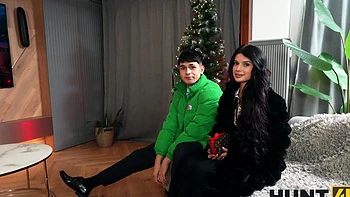 Чех трахает жену жёстко с большим членом POV