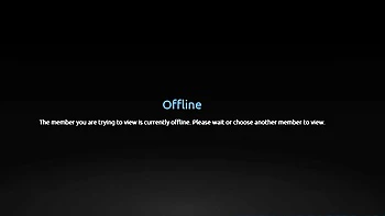 Брюнетка-любительница мастурбирует мокрую киску
