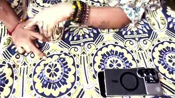 Tina Nandi y Rahul follan duro después de mucho tiempo