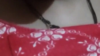 Bhabhi Ji’s saftige Fotze wird hart gefickt