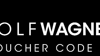 Пышная мама Адриен Кисс трахает в POV на улице в Германии