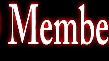 Грязная мамка Чарли Чейс сосет и кончает на лицо