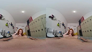 Árbitra ruiva Scarlet Skies chupa e cavalga forte