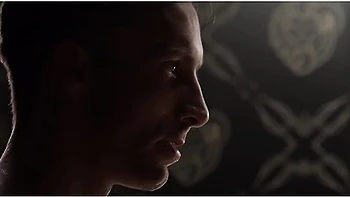 Алетта Оушен трахает его и вознаграждает своей киской