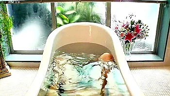 Heftige Spa-Massage mit heißen College-Titten