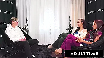 Melissa Stratton & Vanna Bardot lèchent des putes et se cisaillent sauvagement