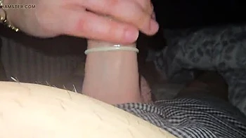 Stiefmutter fickt Stiefsohn hart im Hotel - Roxys große Titten