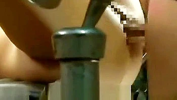 Uma a uma: asiáticas nuas, amarradas e fodidas com força