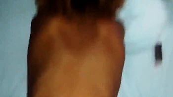 Amadora negra Sandy Kafrine faz doggystyle na universidade