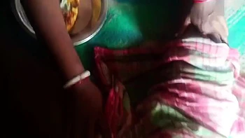 Desi Bhabhi Ke Sath Daru Piya