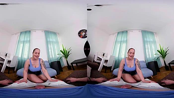 Jennifer brincalhona: boquete e cowgirl com palmadas