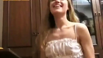 Sopornos Famille 5 : Pipe profonde et double pénétration