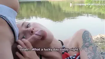 Bitch on the beach : Stranger girl sucked me in public