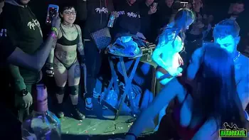 Show da Mc Pipokinha com muita sacanagem no meio do palco - Pucca Tsunami - Caroline Moares - Camila Prado