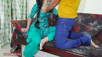 Chachi bhatija XXX sex videos | Bhatija tried to flirt with aunty mistakenly chacha were at home | full HD hindi sex video with hindi audio